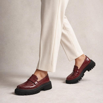 Mocassin bordeaux vernis femme