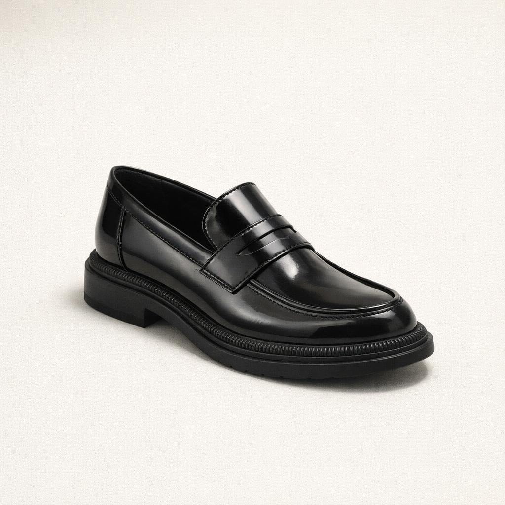 Mocassin noir brillant femme
